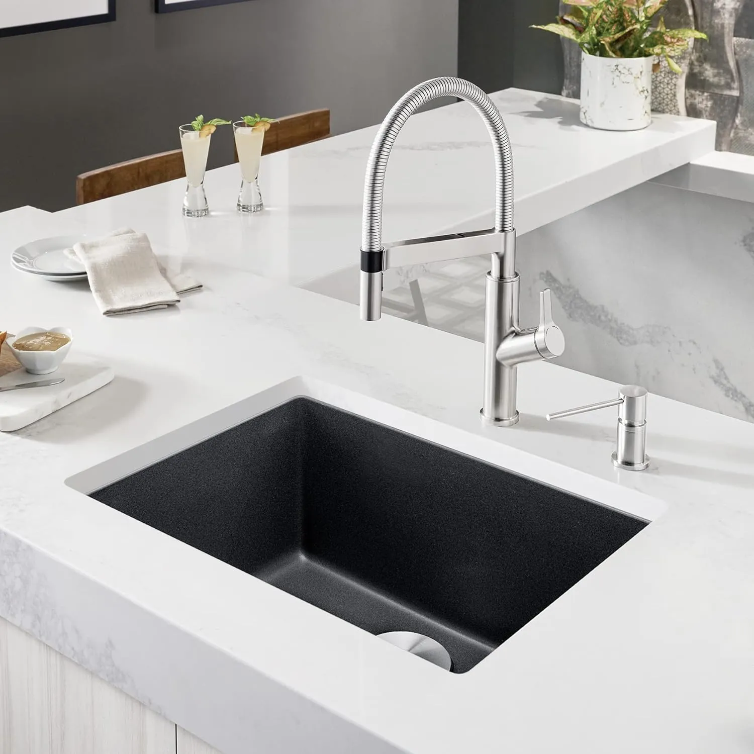 BLANCO 522258 Precis 24" Single Bowl-Anthracite Sink, 23.44" L X 17.75" W for 27" Cabinet