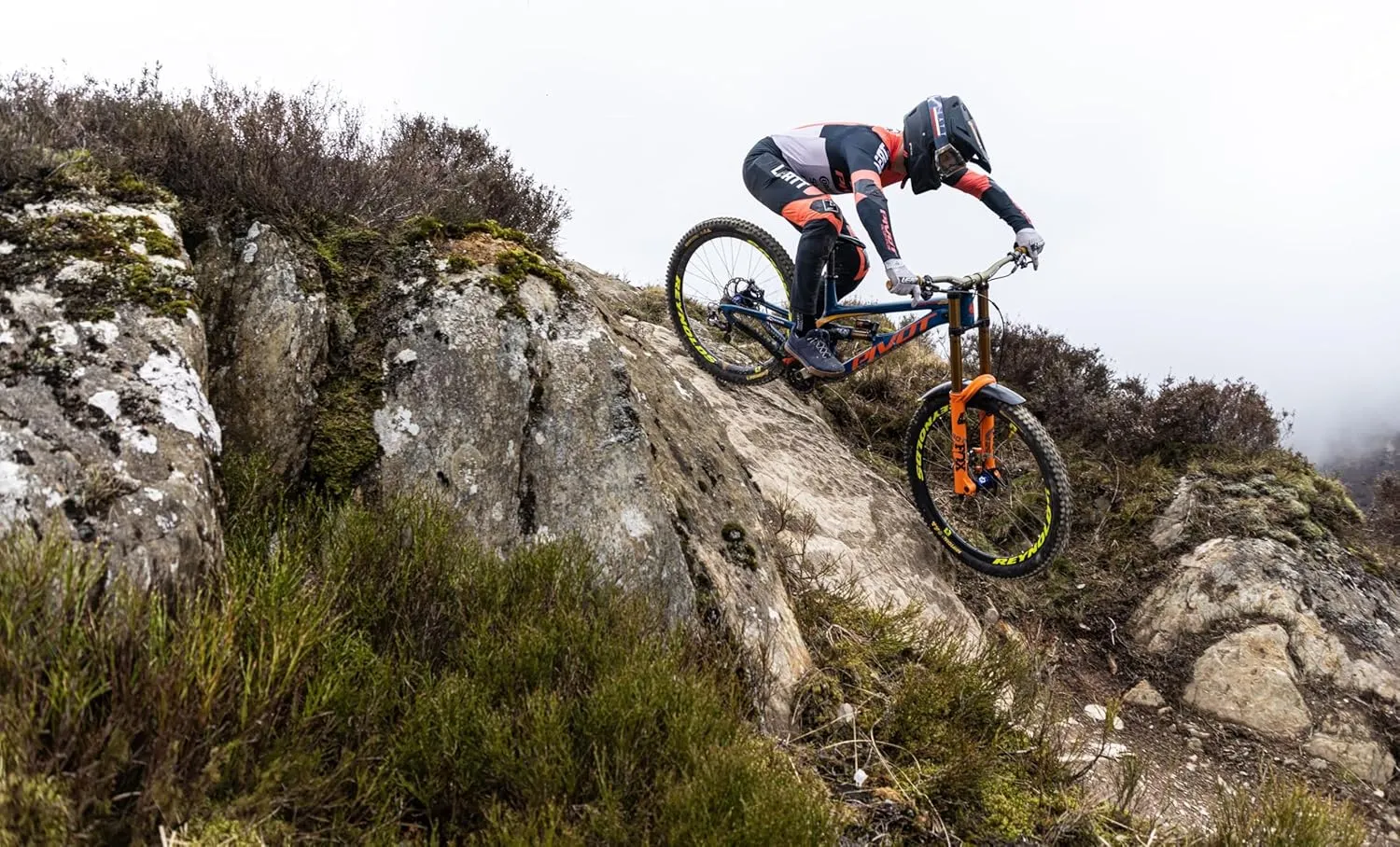 Continental Kryptotal Rear - Tubeless Ready Mountain Bike Tire - Specialist for Mixed Terrain and Conditions