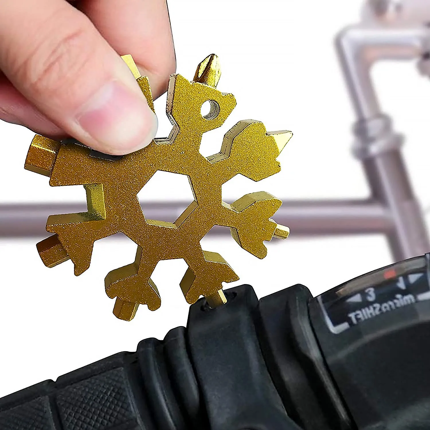 Durable 18 in 1 Snowflake Multi-tool Kit with Screwdrivers