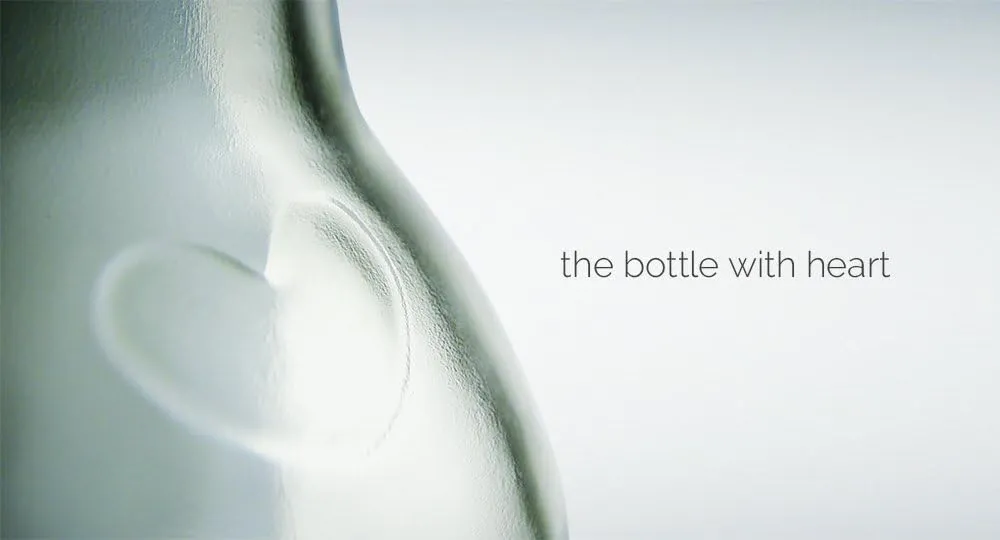 Glass Water Bottle (Heron), Made in USA, Reusable, Swing Lid, Non Toxic, BPA-Free, Zero Plastic, 500 ml 16.9 oz., Leak Proof, Fits Most Cup Holders, Dishwasher Safe