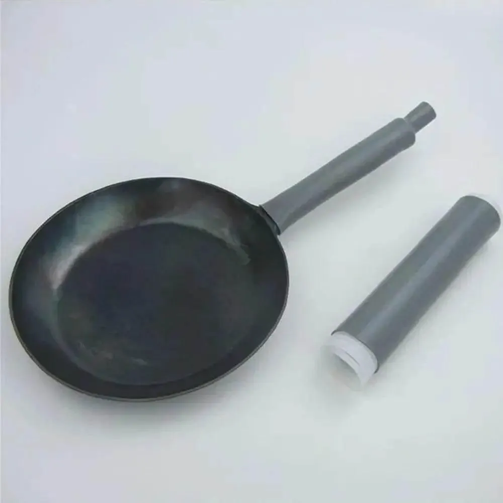 Heat-Resistant Handle Sleeve - Futuristic Kitchen Accessory