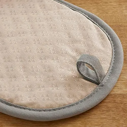 KitchenAid Asteroid Oven Mitt 2-Pack Set, Milkshake Tan, 7"x12.5" & Asteroid Oval Pot Holder 2-Pack Set, Milkshake Tan, 6.5"x10"