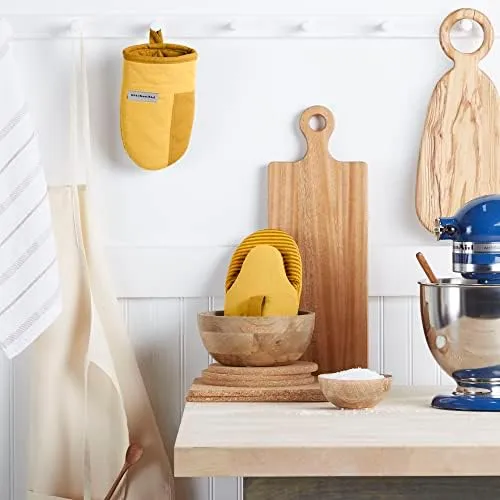 KitchenAid Beacon Two-Tone Non-Slip Oven Mitt and Pot Holder Set, Majestic Yellow, 5 Piece