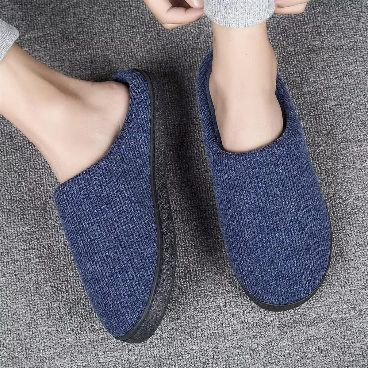 Men's Women's Concise Solid Winter Slippers for Indoor Walking