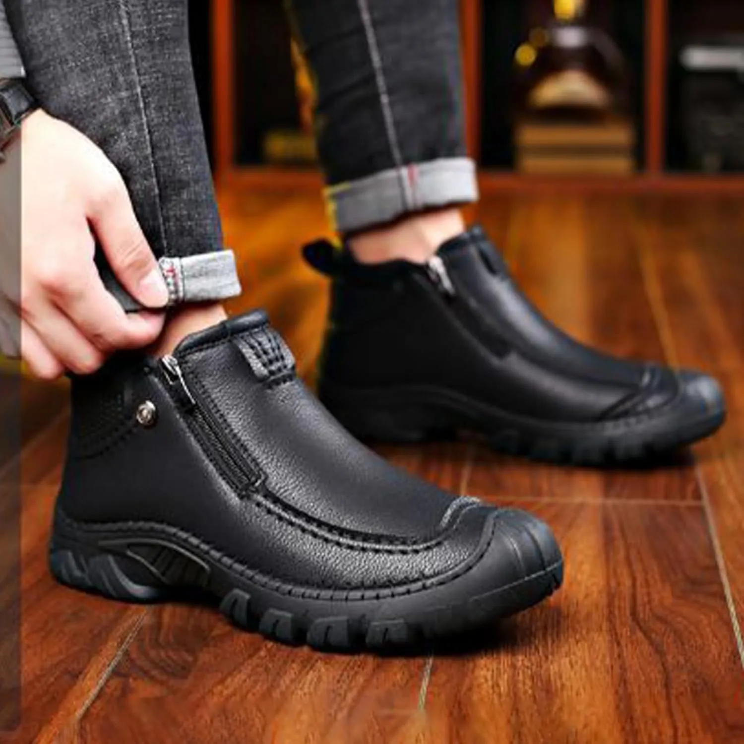 MOYOWEI Men's Winter Outdoor Hiking Waterproof Snow Boots,Round Toe Fleece Warm Mid Non-slip Trekking Zip Height Ankle Booties
