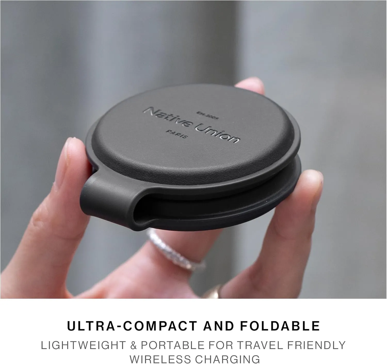 Native Union Voyage 2-in-1 Magnetic Wireless Charger – Foldable Travel Charging Station for iPhone 16, AirPods, Apple Watch & Multiple Devices – Qi2 Certified & MagSafe Compatible up to 15W (Black)
