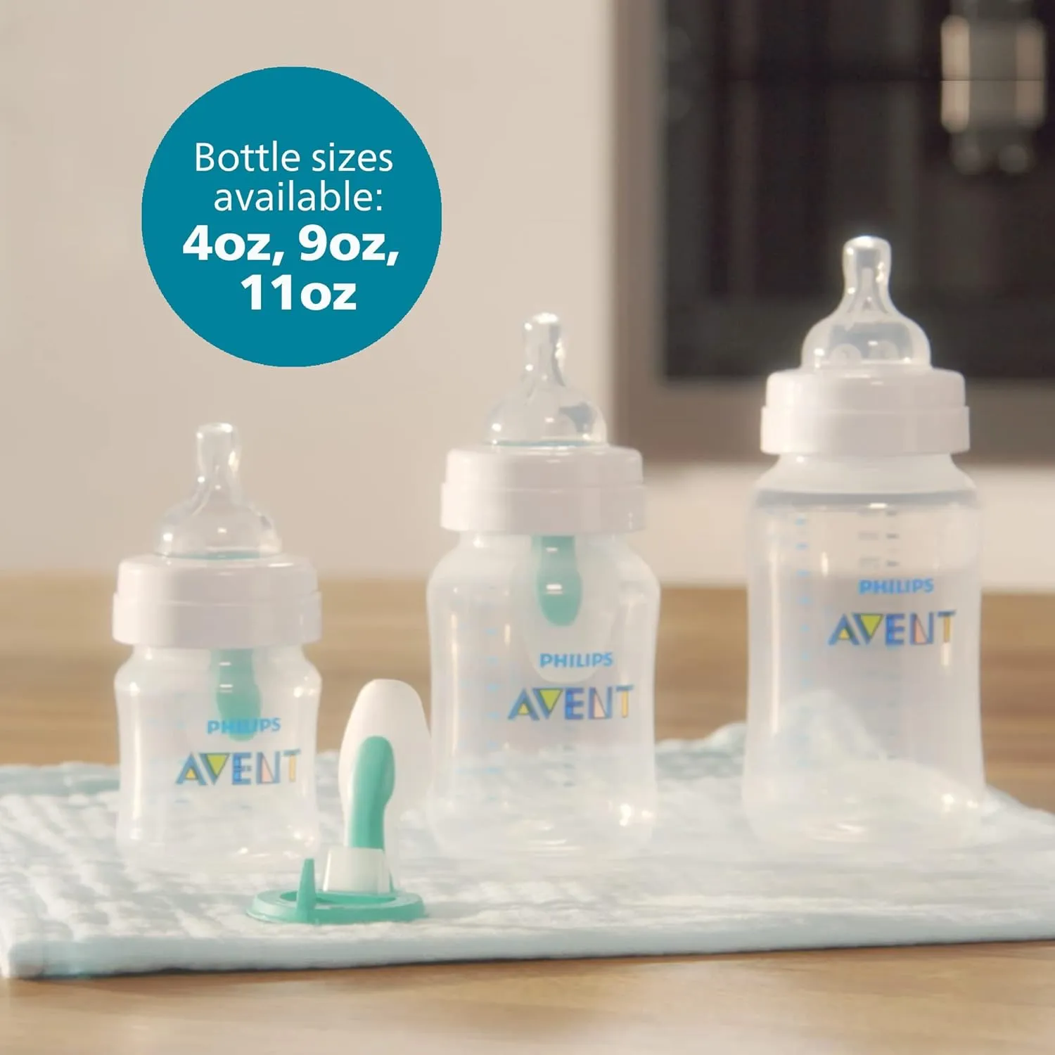 Philips Avent Anti-Colic Baby Bottle with AirFree Vent, 9oz, with Flow 2 Nipples, 1m , 4pk, Clear, SCY703/04