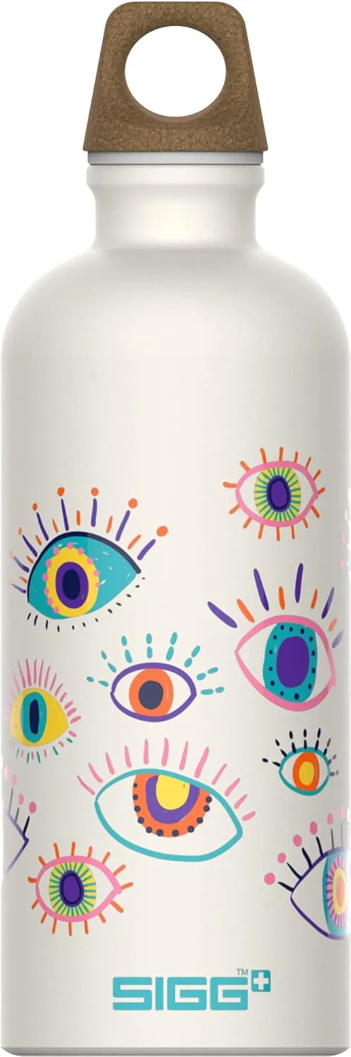 SIGG - Metal Kids Water Bottle - Traveller - Made in Switzerland - Carbonated Drinks - Leak Proof - for School - 20 Oz
