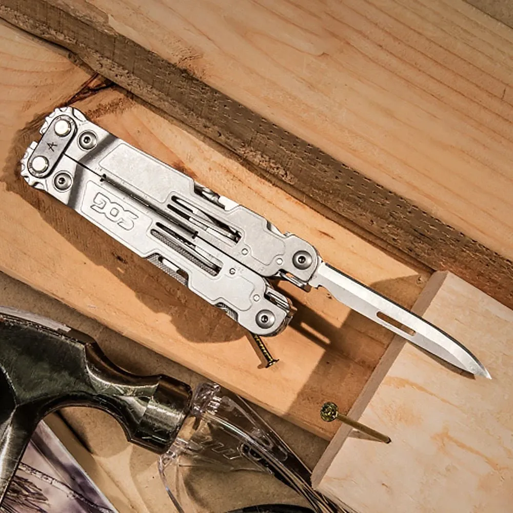SOG PowerAccess Deluxe Multi-Tool – 21-in-1 Tactical Folding Pliers & Pocket Tool