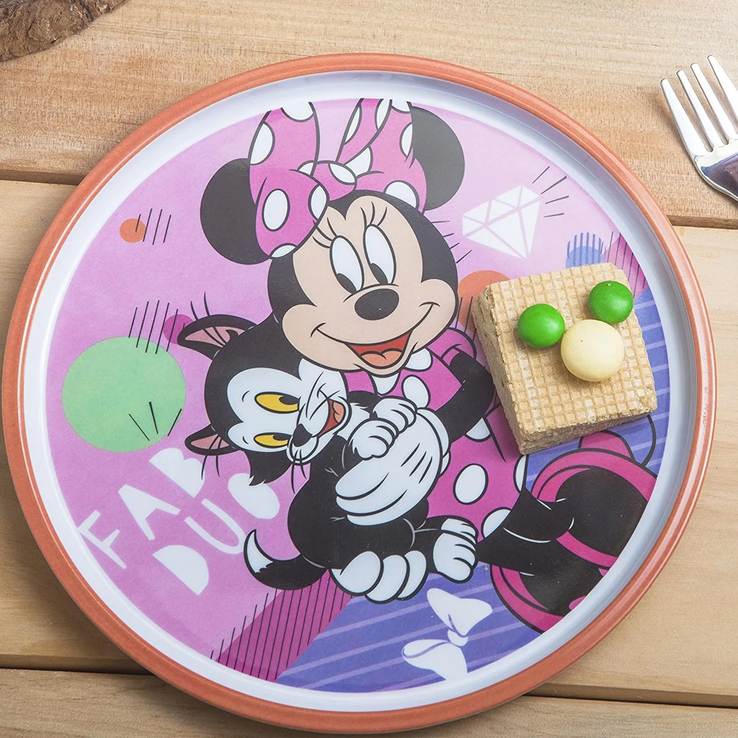 Zak Designs 5-Piece Dinnerware Set, Disney Minnie Mouse - Durable Plastic & Stainless Steel - Includes Water Bottle, 8-Inch Plate, 6-Inch Bowl, Fork & Spoon - Suitable for Kids Ages 3 