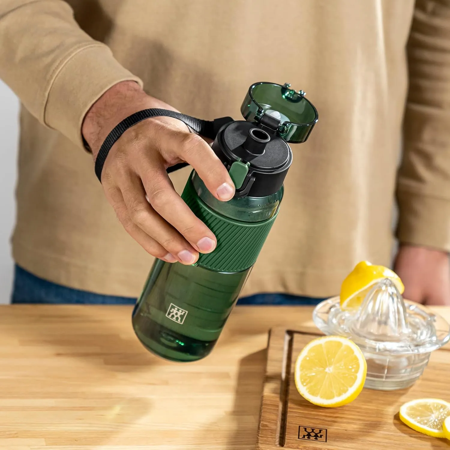 ZWILLING Tritan Water Bottle, 24-ounce, Green